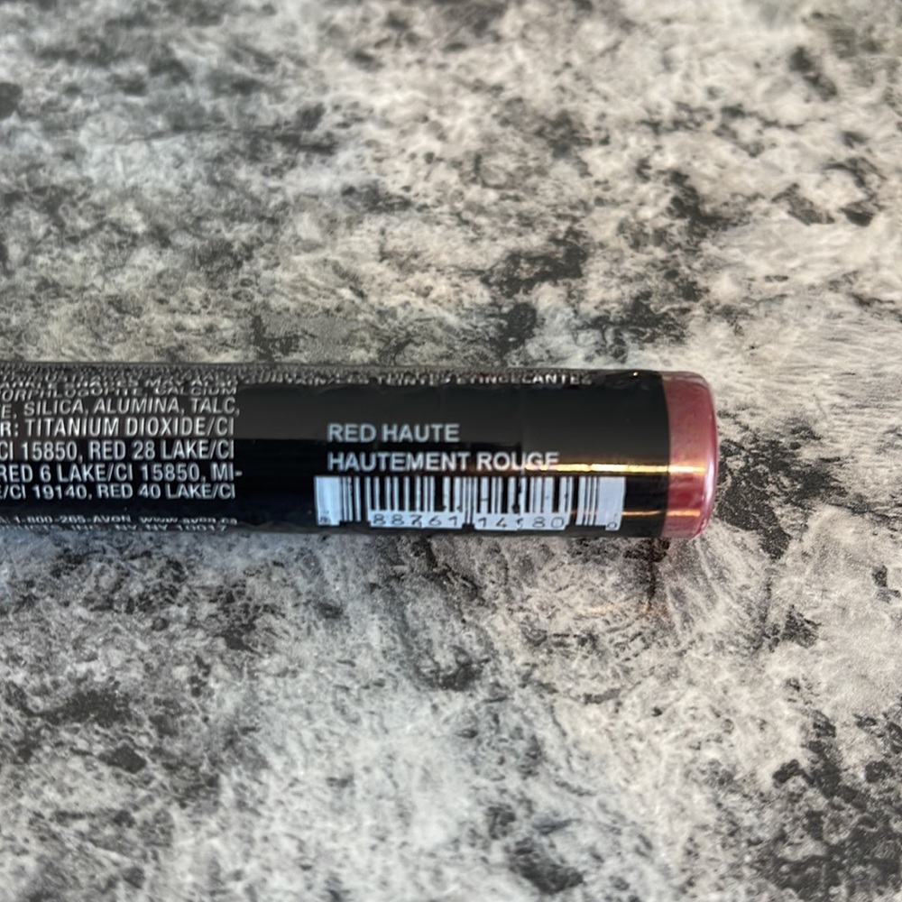 Lip crayon - Picture 3 of 3